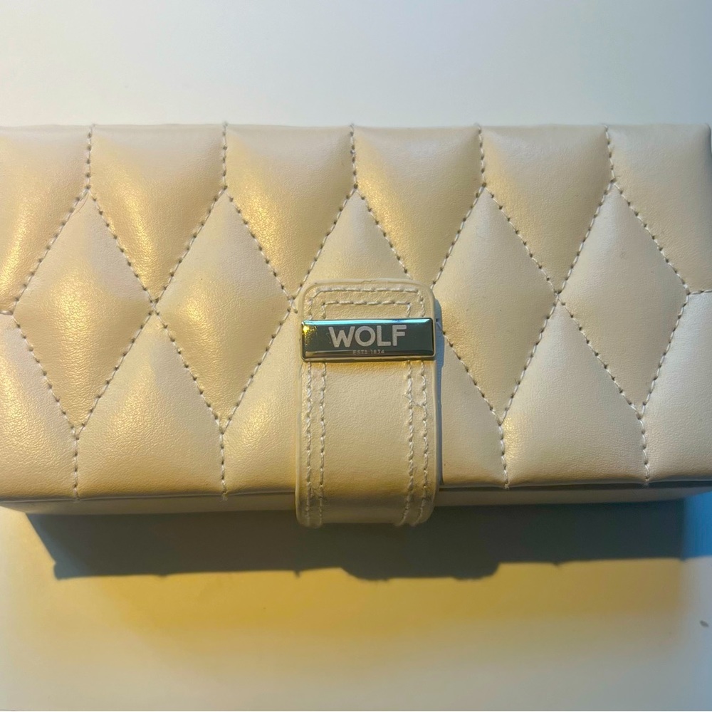 WOLF leather travel jewelry case